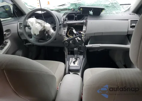 2010 Toyota Corolla Base из США, поврежденный, VIN 1NXBU4EE3AZ296498